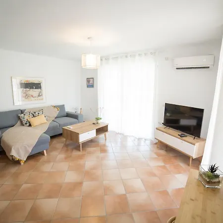 Apartament Azalea - Modern With Sea View *
