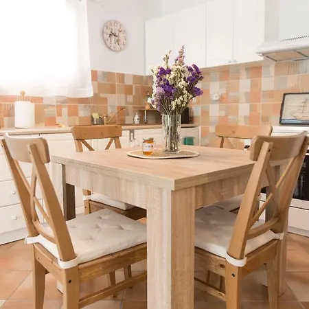 Lägenhet Azalea - Modern With Sea View