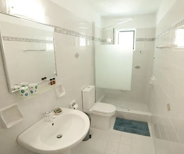 Azalea - Modern With Sea View Апартаменты Галатас