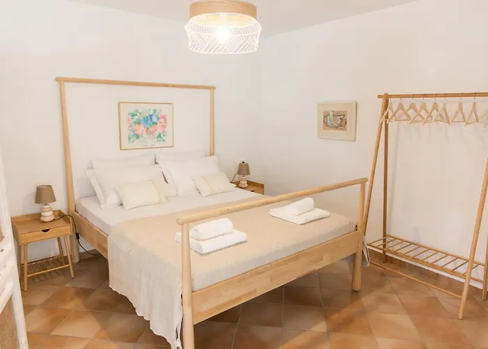 Azalea - Modern With Sea View Διαμέρισμα