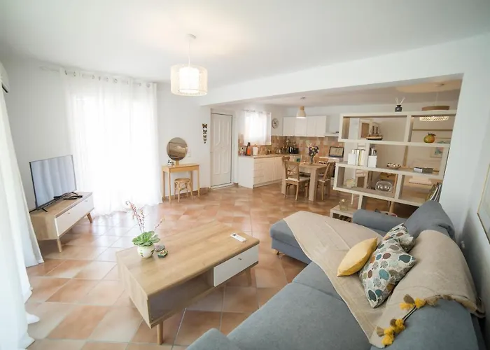 Azalea - Modern With Sea View Apartmán Galatás