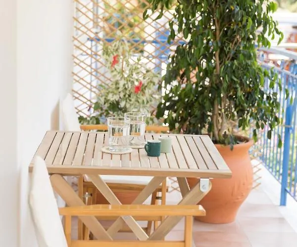 Azalea - Modern With Sea View *