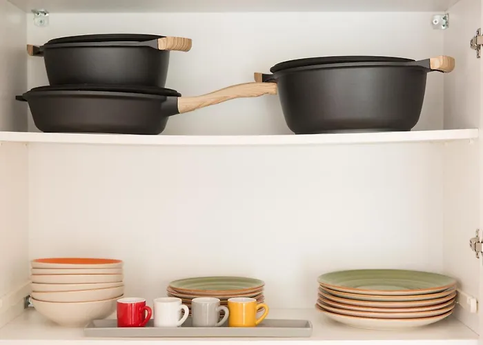 Azalea - Modern With Sea View