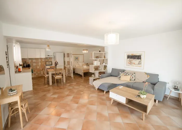 Azalea - Modern With Sea View * Галатас