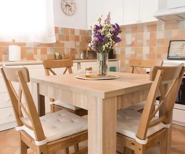 Апартаменты Azalea - Modern With Sea View